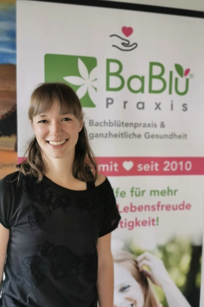 Stefanie Schaffler - begeisterte Absolventin der Bachblütenakademie