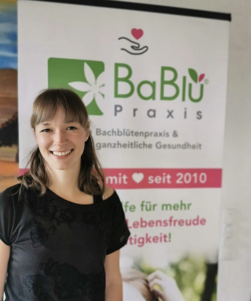 Stefanie Schaffler - begeisterte Absolventin der Bachblütenakademie