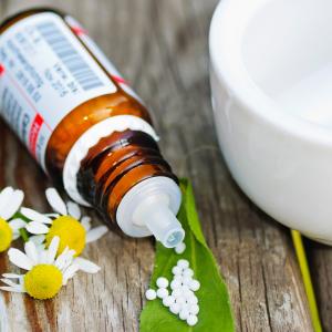 AdobeStock_Visions-AD_Homöopathie Hausapotheke für Kinder - Onlinekurs